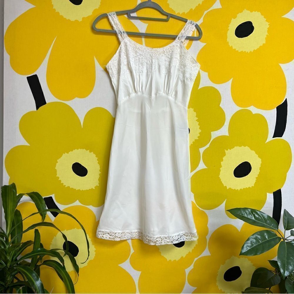 Vintage 1950s 1960s Handmade Lace Bust White Slip Dress